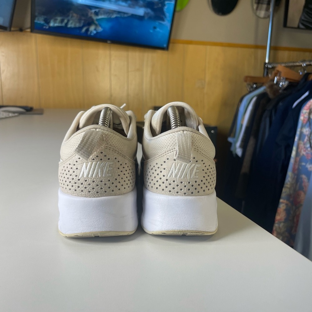 Women’s Nike Air Max Thea rare snake alligator print size 8 - Picture 4 of 7